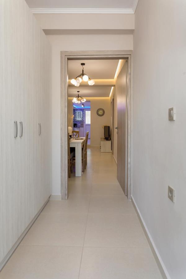 Evia'S Apartment - New Apartment In Town! 자킨토스 타운 외부 사진