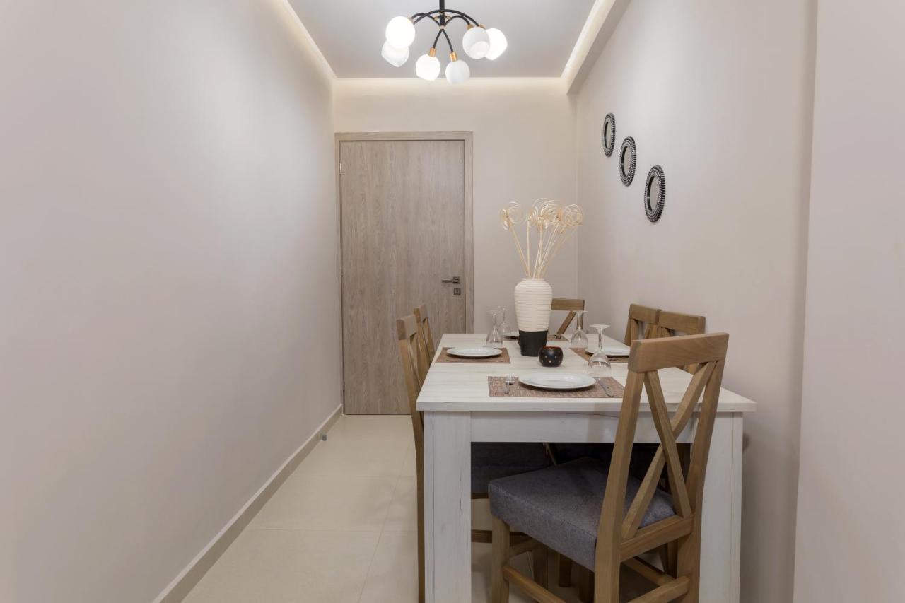 Evia'S Apartment - New Apartment In Town! 자킨토스 타운 외부 사진