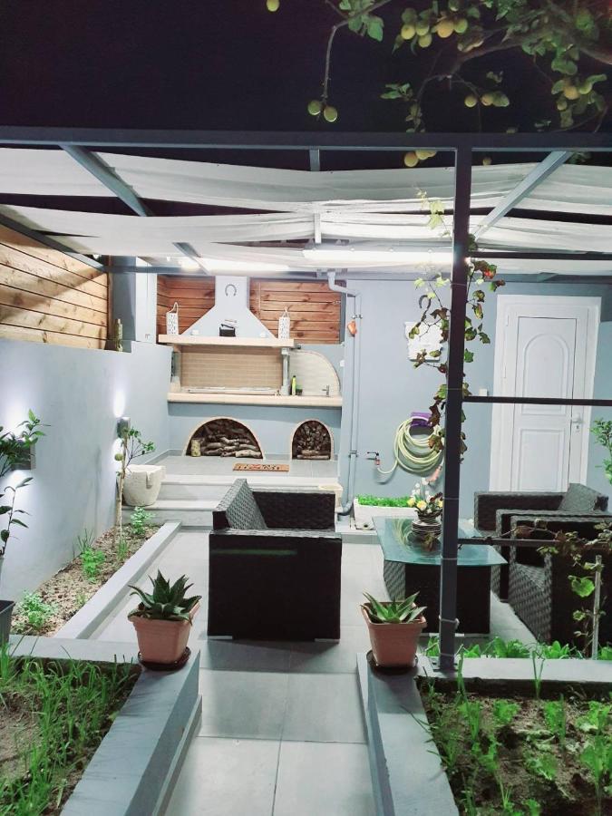 Evia'S Apartment - New Apartment In Town! 자킨토스 타운 외부 사진